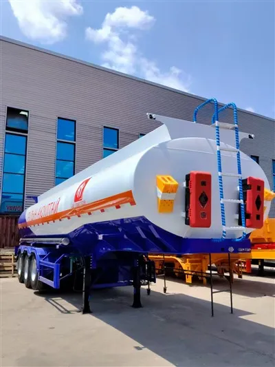 Fabrica din China produce camioane cisterne diesel și benzină de înaltă calitate, de 20-50 de metri cubi